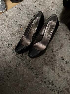 Steve Madden Black Patent Leather Platform Pumps